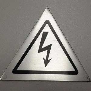 Знаки безопасности и охраны труда — Знак электробезопасности — фото